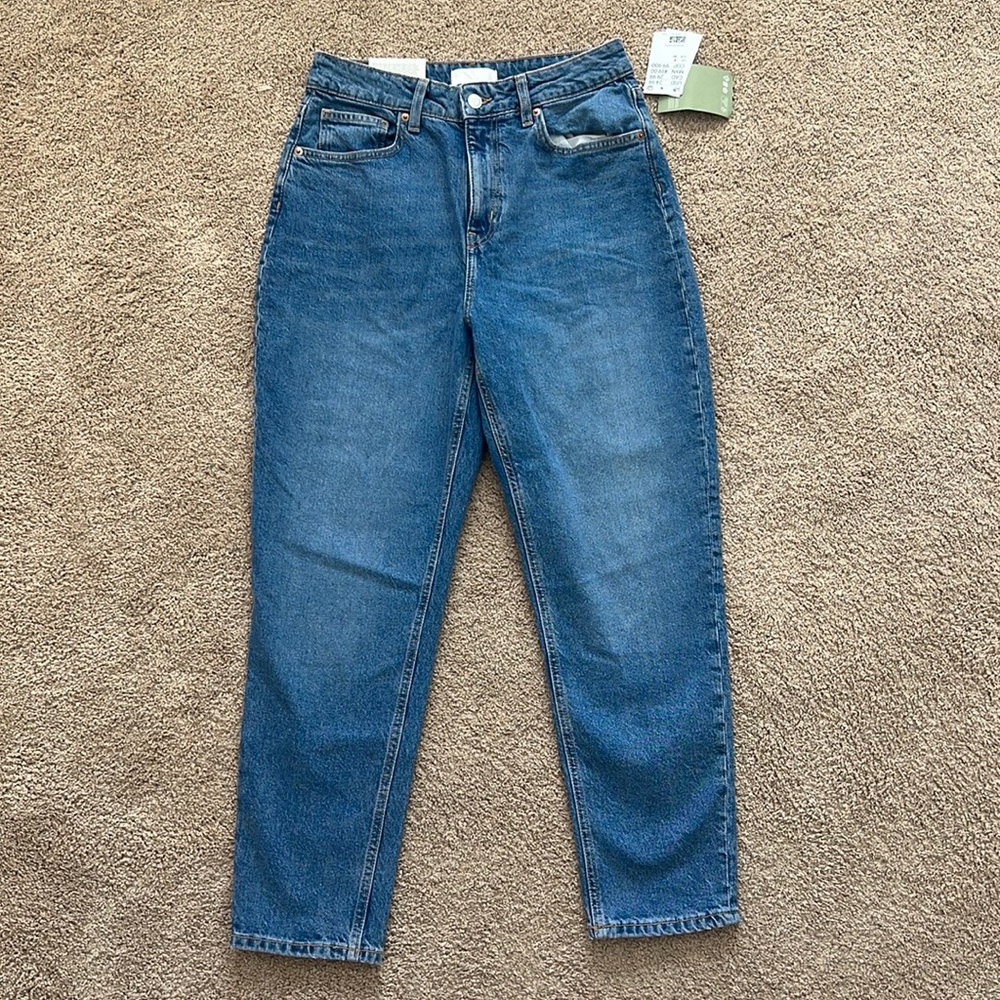 Brand new H&M high-wasted mom jeans